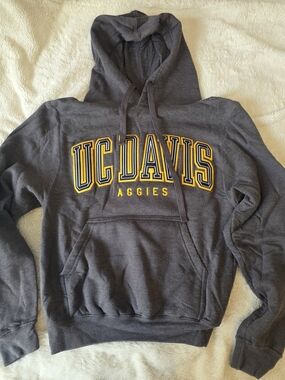UC Davis Aggies Gray Pullover Hoodie Sweatshirt, Size XS